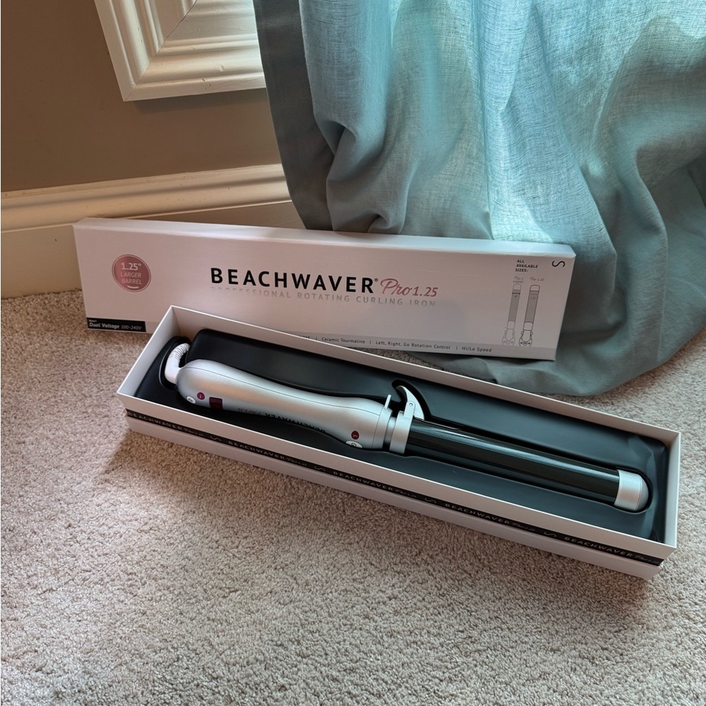 Beachwaver Pro 1.25 Rotating Curling Iron